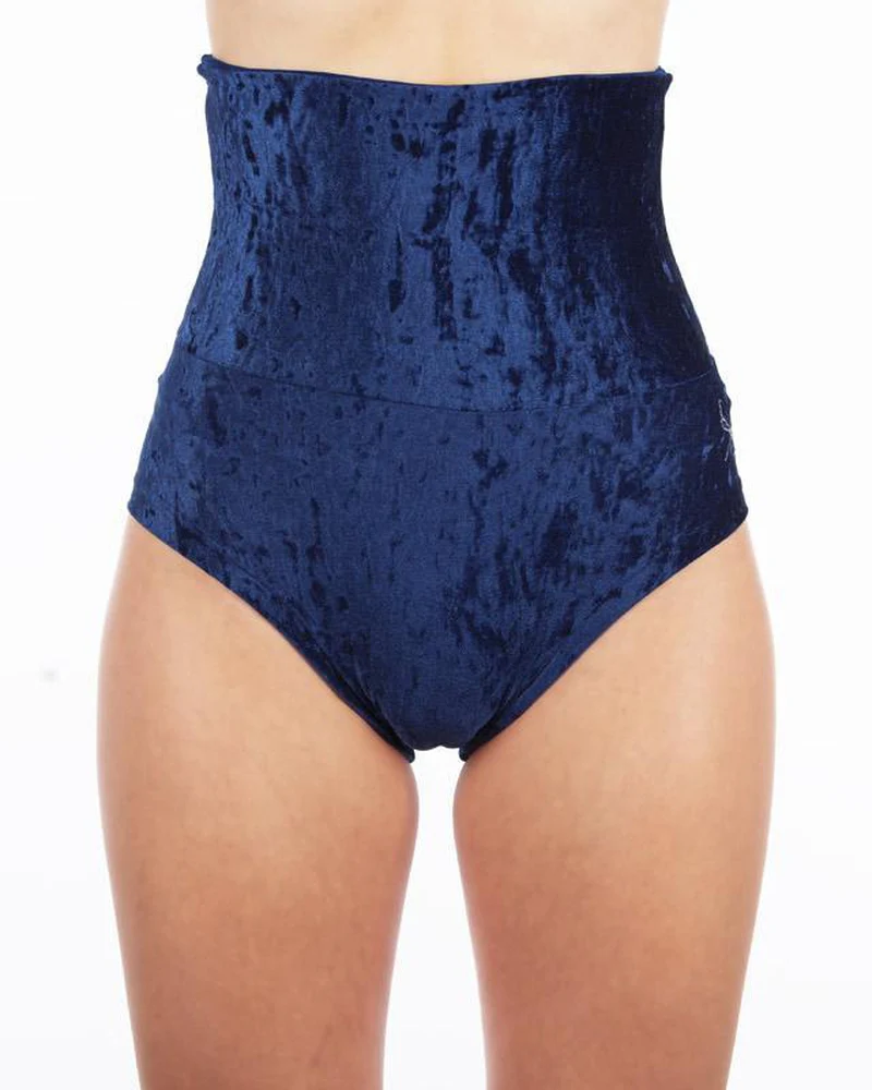 Dragonfly Betty High-Waisted Shorts - Velvet Blue - Image 6