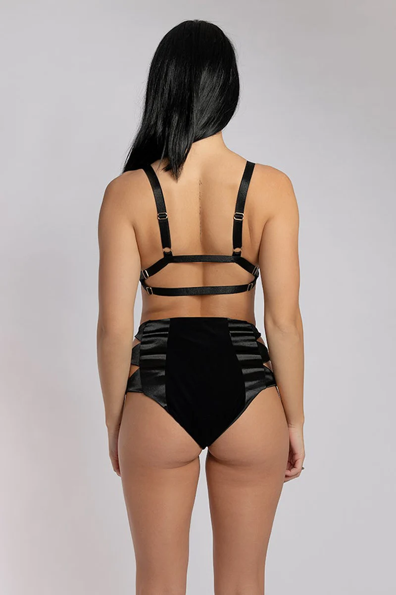 CXIX Aphrodite Triangle Top - Black - Image 4