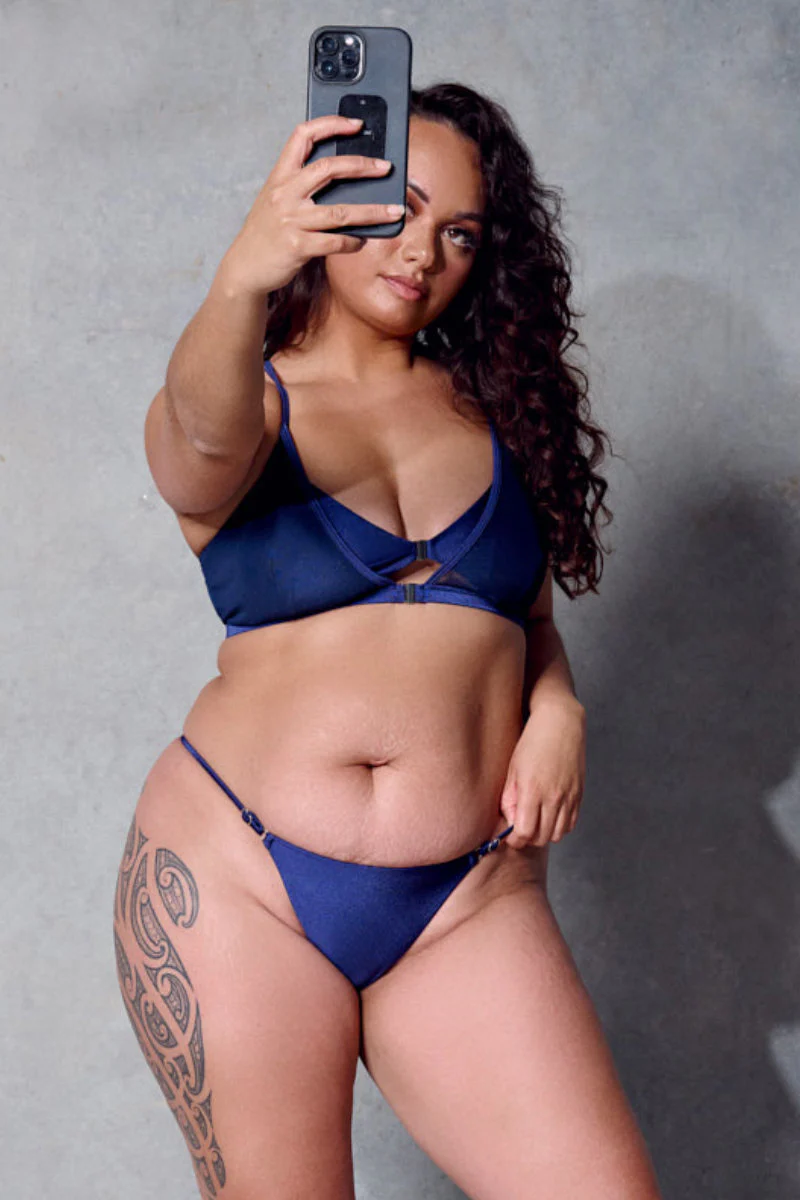 CXIX Classique Scrunch Bottoms - Navy - Image 4