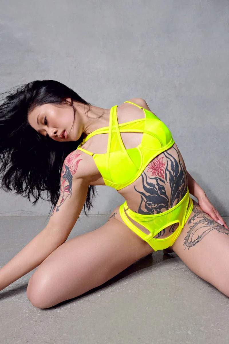 CXIX Classique Waspie Bottoms - Neon Yellow - Image 4