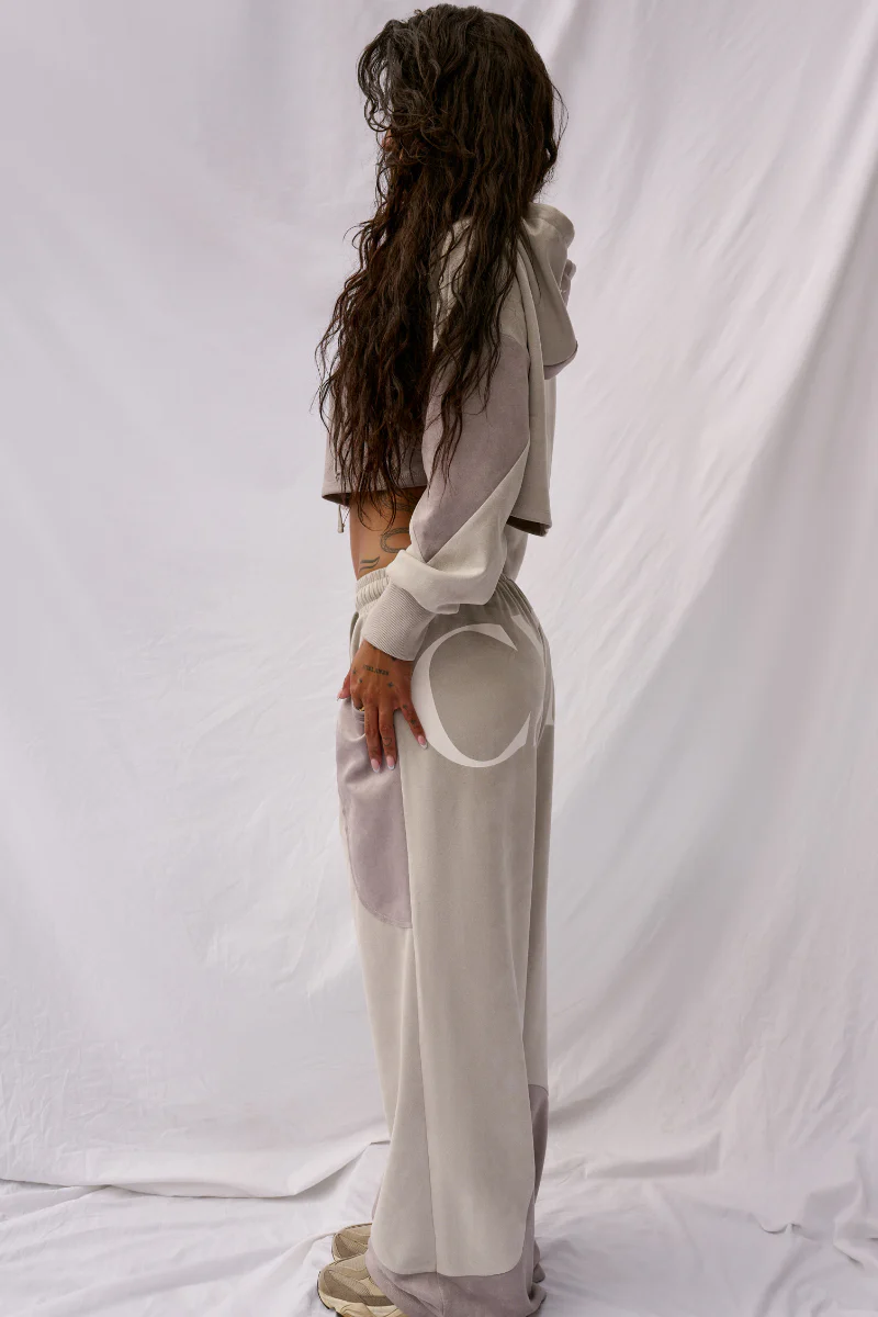 CXIX CLOUD CONTOUR Faux Suede Crop Hoodie - Wavey Grey - Image 3