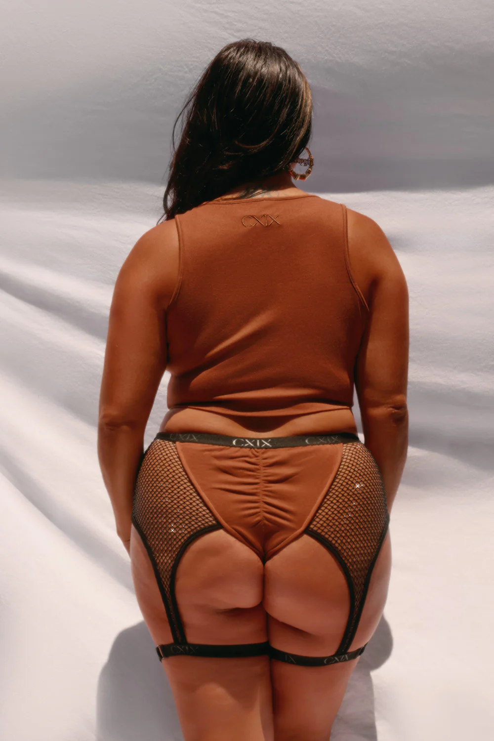 CXIX XX Top Decade Edition - Mocha with Black Rhinestones - Image 2