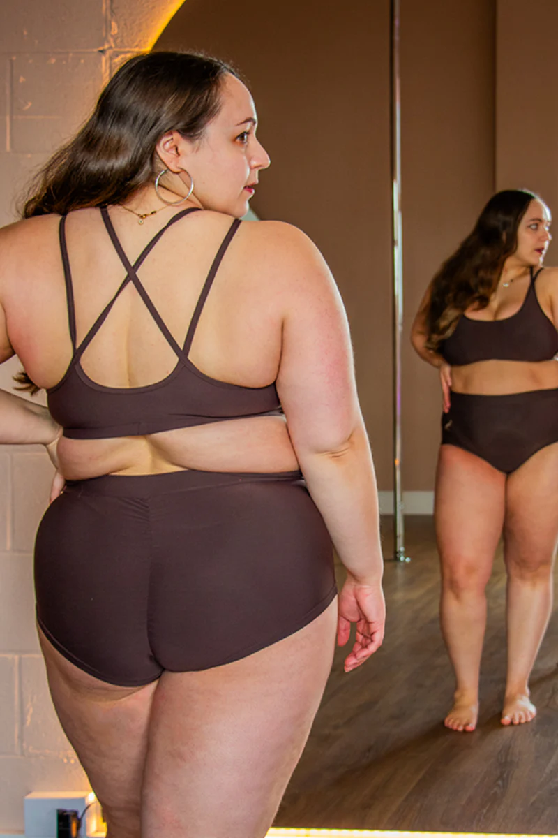 Dragonfly Lola High-Waisted Shorts - Espresso - Image 2