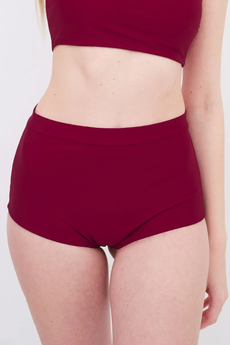 FANNA Basic Shorts - Burgundy - Image 2