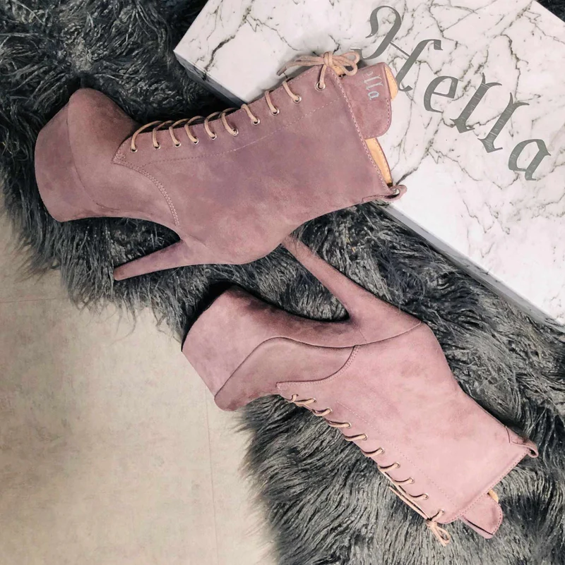 Hella Heels BabyDoll 7inch Boots - Lilac Mink (UK2 ONLY) - Image 3