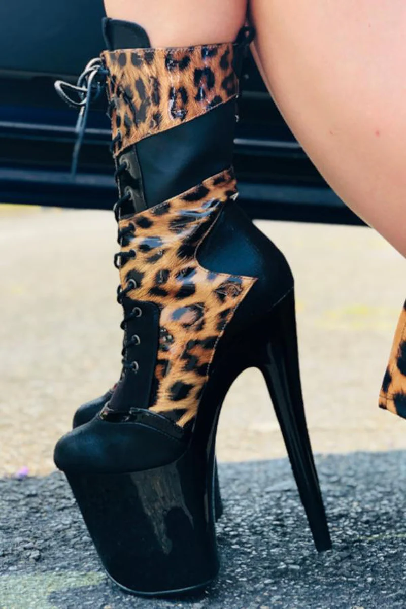 Hella Heels EmpireKicks 8inch Boots - Black - Image 4