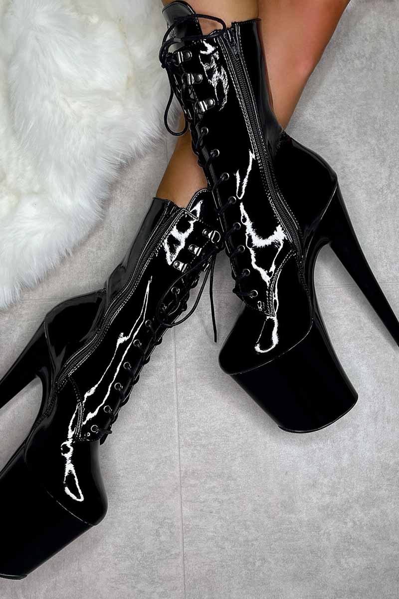 Hella Heels LipKit 8inch Boots - Black Beatles - Image 4