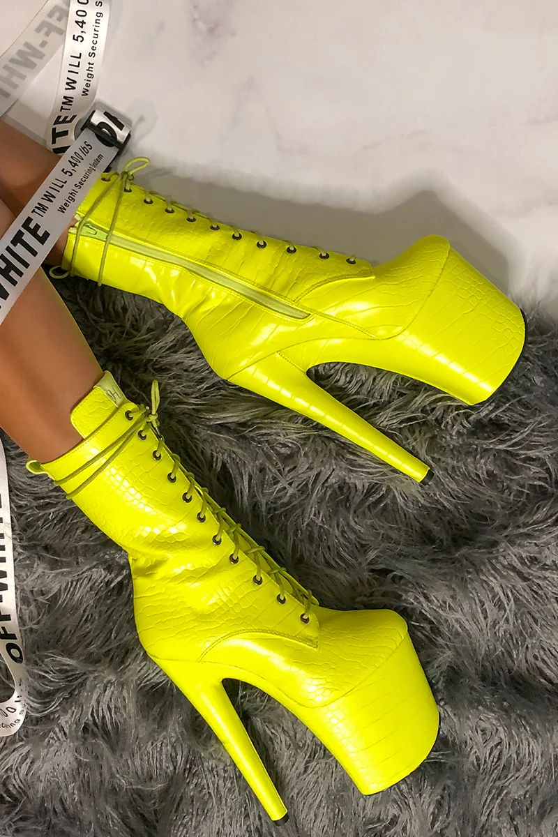 Hella Heels OH SNAP 8inch Boots - Yellow