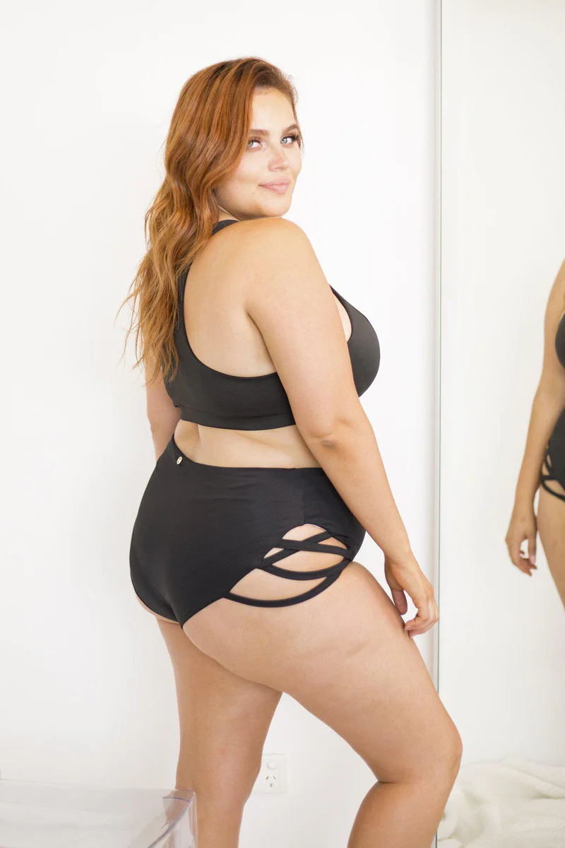 Lunalae High Waist Cross Section Shorts - Black - Image 4