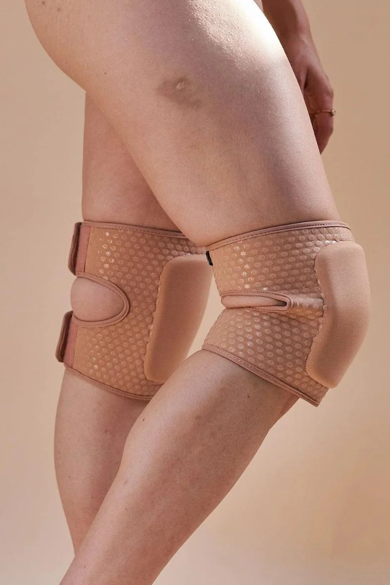 Lunalae Velcro Sticky Grip Kneepads - Sand - Image 3