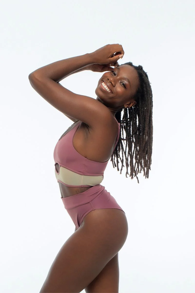 Nona Perkasa Amara Bottoms - Wine - Image 6