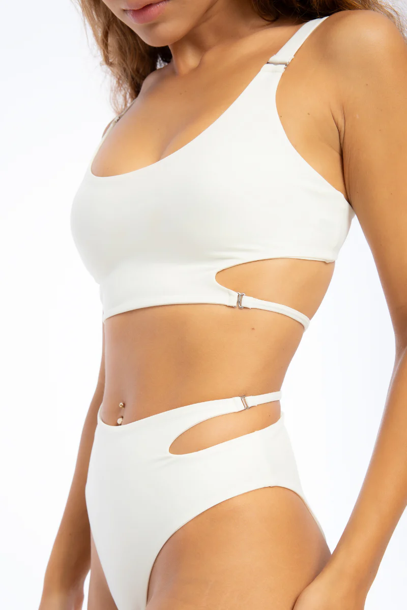 Nona Perkasa Gladiolus Bottoms 2.0 - Ivory - Image 3