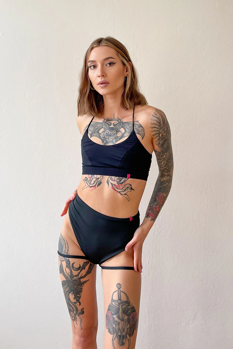 Pole Addict Bliss Adjustable Garter Shorts - Black - Image 2
