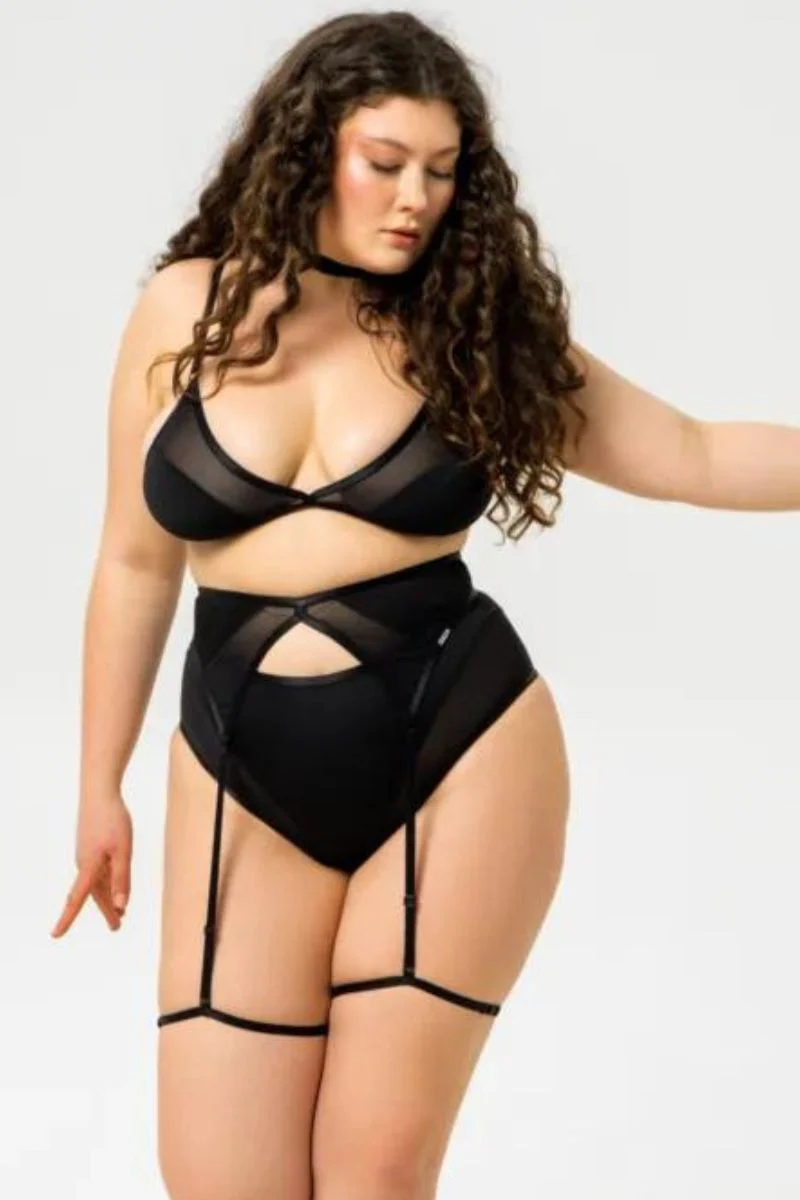 Queen Wear Garter Belt - Sweet Black - Image 6