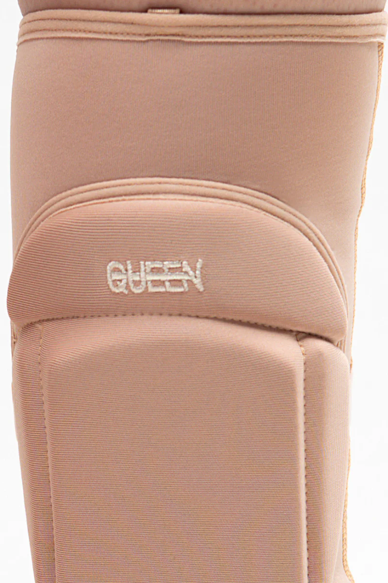 Queen Wear Grippy Kneepads Pro 4 - Latte - Image 4