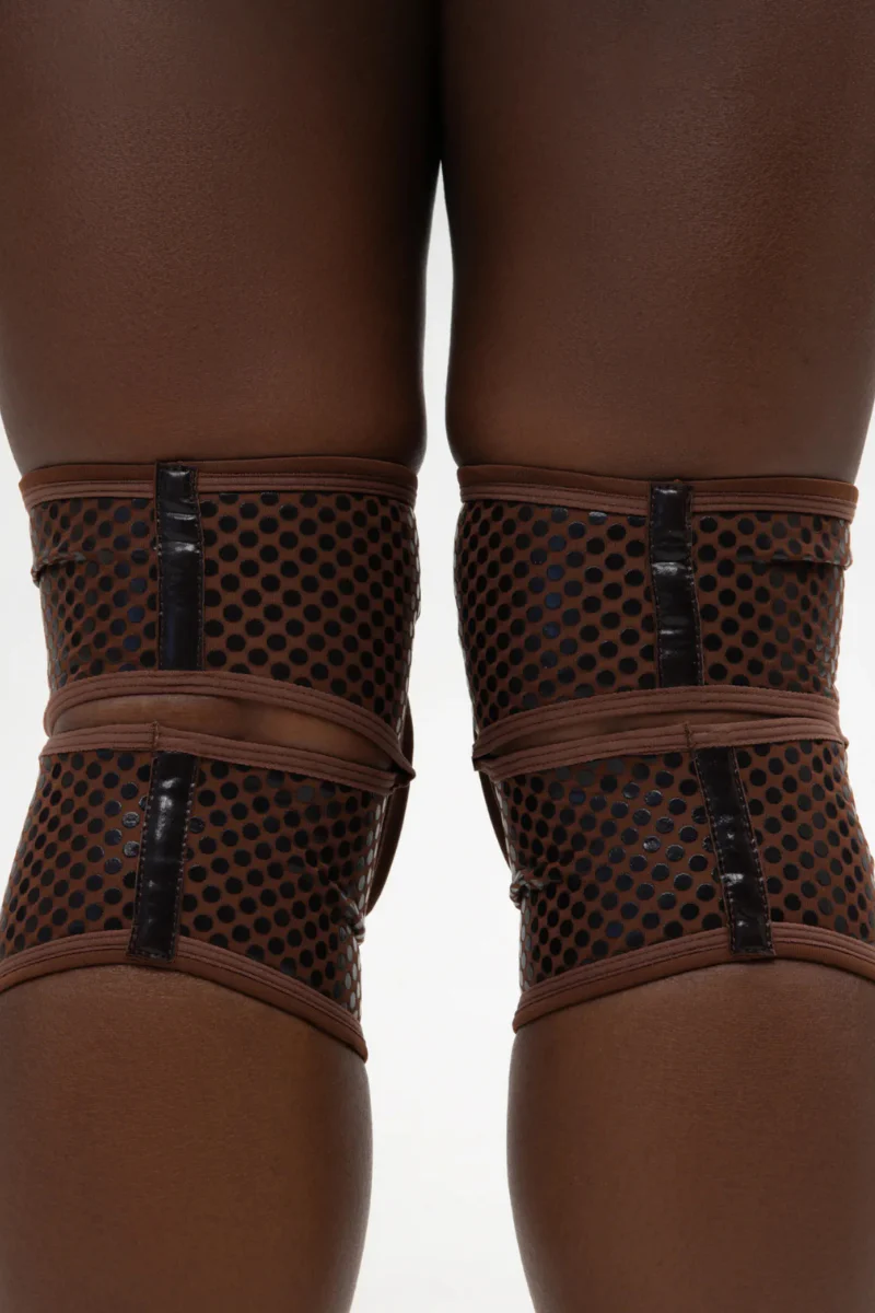 Queen Wear Grippy Kneepads - Cacao - Image 2