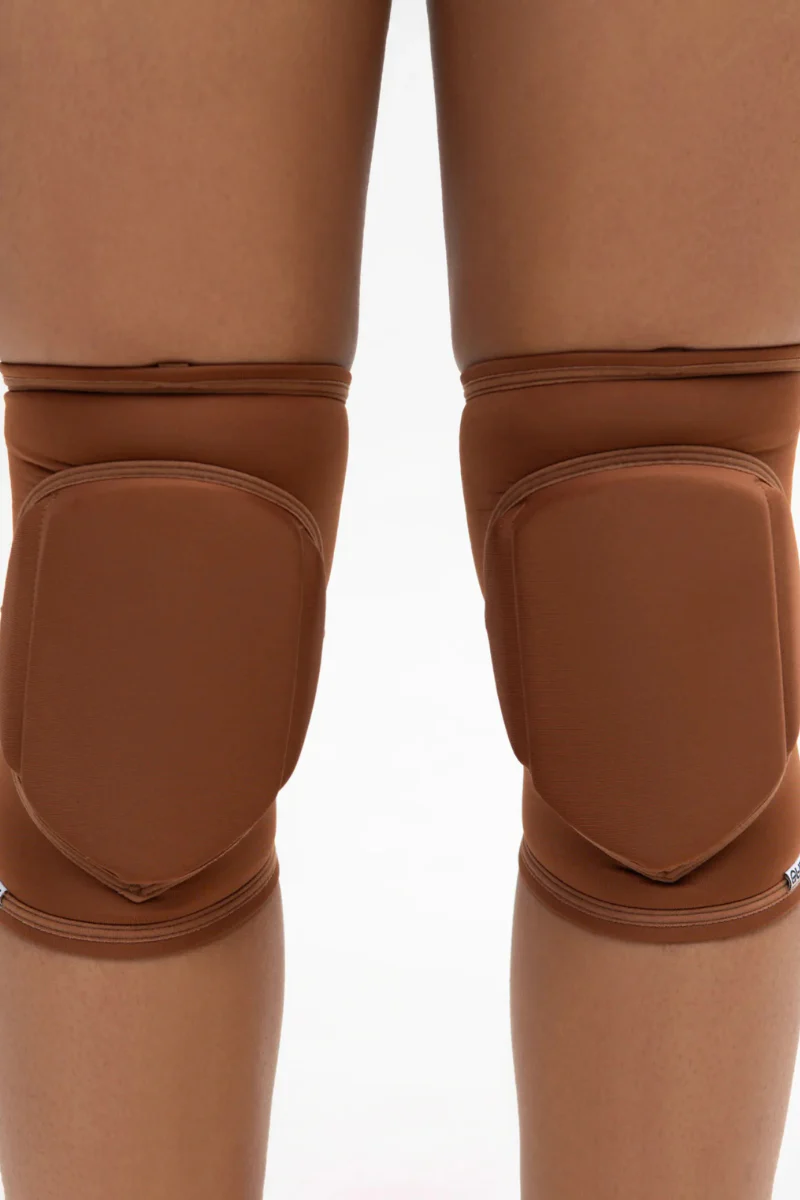 Queen Wear Classic Kneepads - Mocha - Image 2