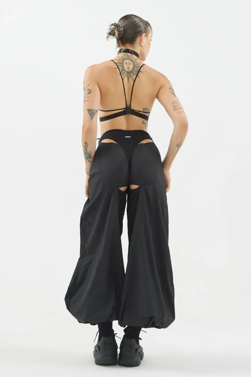 Queen Wear Rebel Cut Cargo Pants - Black - Image 2