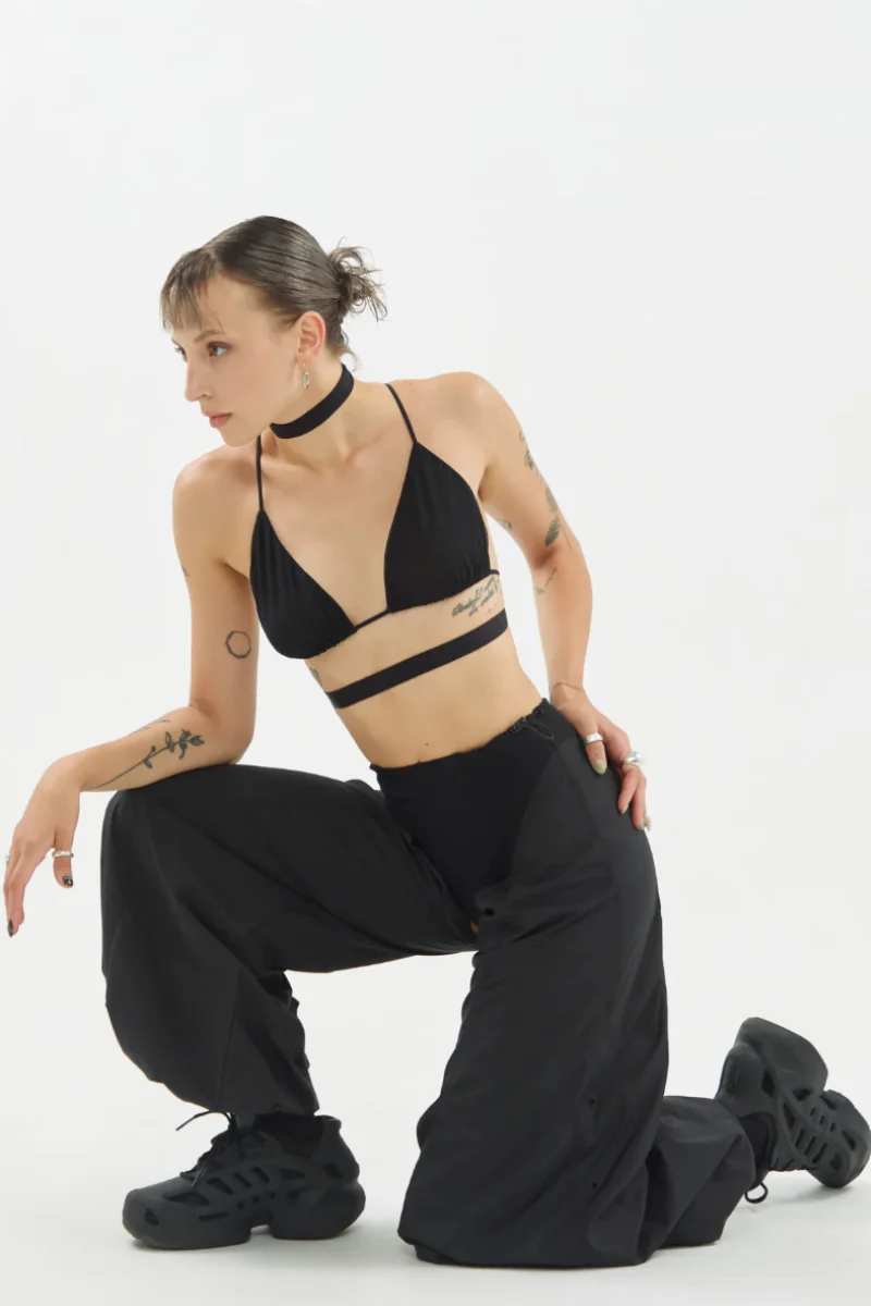 Queen Wear Rebel Cut Cargo Pants - Black - Image 3