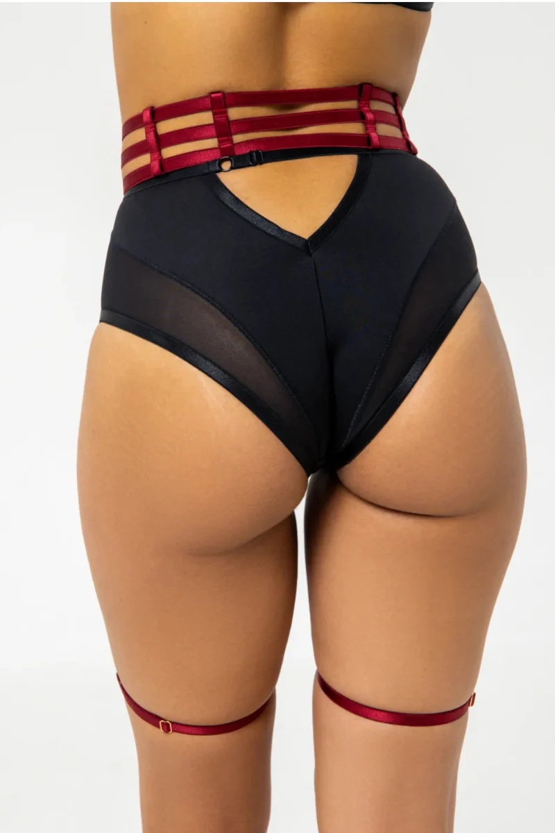 Queen Wear Garter Belt - Cherry Soul - Image 2