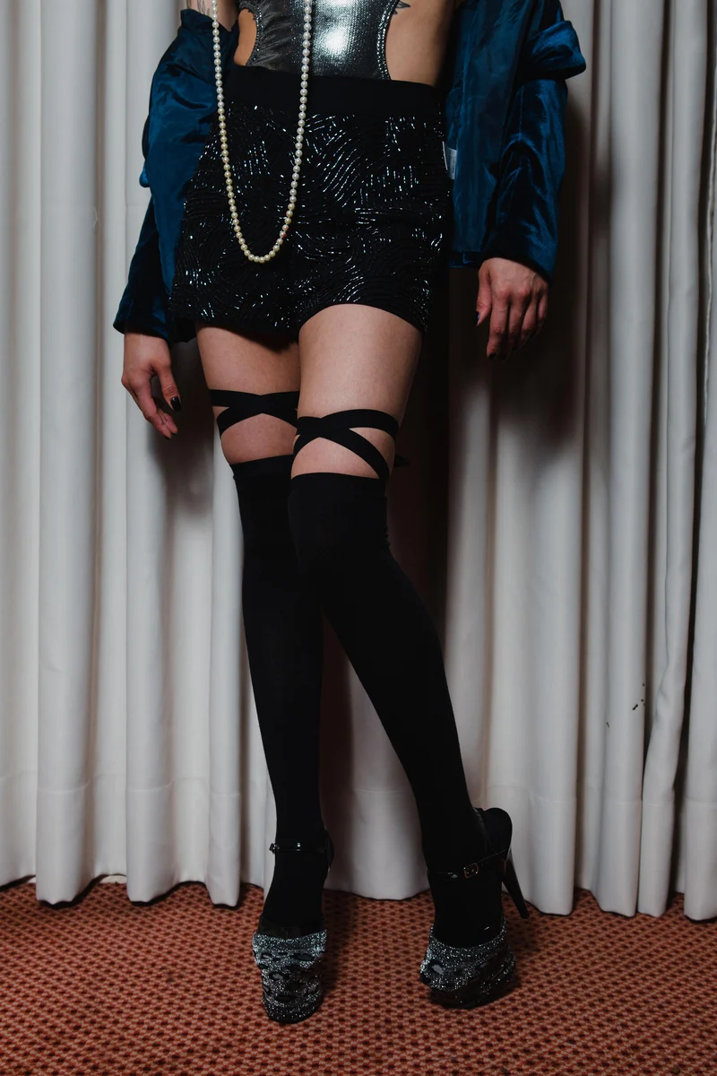 Rolling Over the Knee Ribbon Socks - Black (3 sizes available) - Image 4