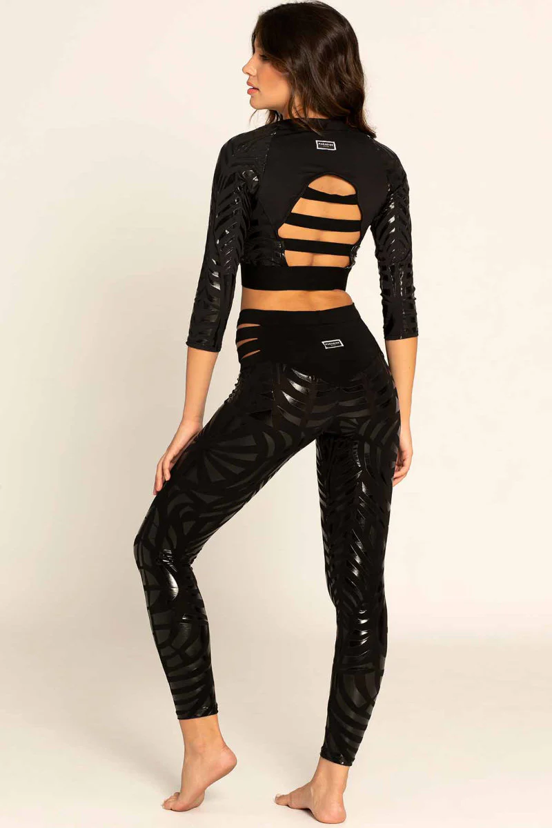 Paradise Chick Superhero Extra Sticky Leggings - Aztec - Image 4