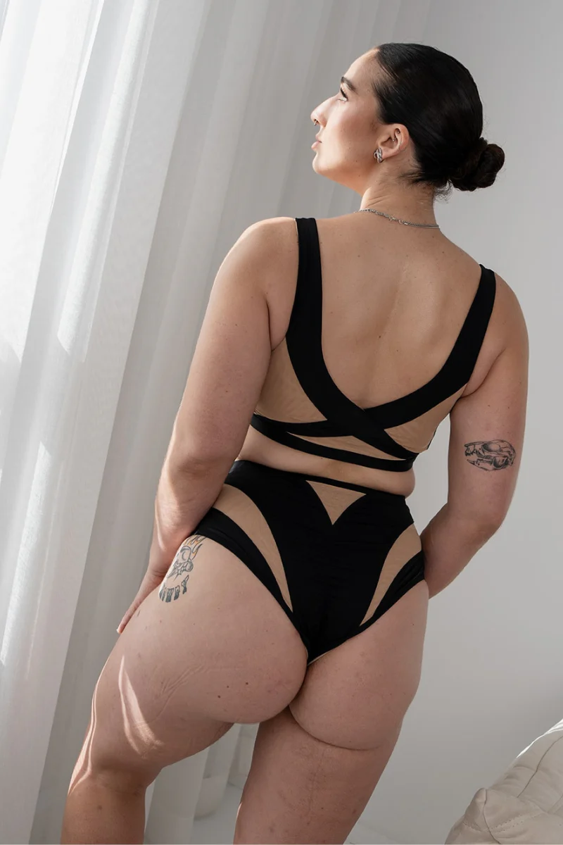 Tatiana Active Ordi Top - Beige & Black - Image 5